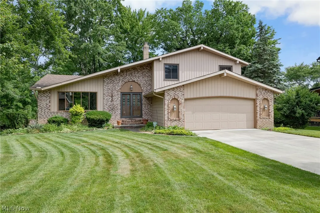 14826 Stone Creek Oval, Strongsville, OH 44149 - #1