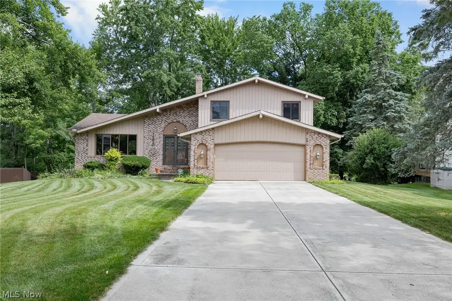 14826 Stone Creek Oval, Strongsville, OH 44149 - #2