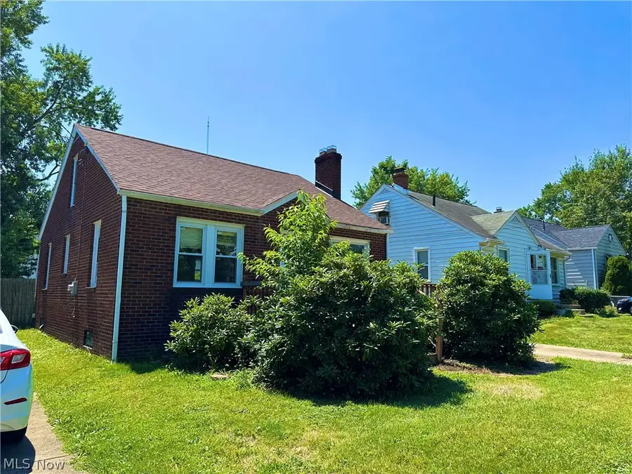 815 Detroit Avenue, Youngstown, OH 44502 - #3