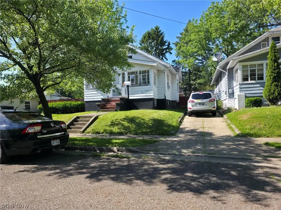 897 Richmond Street, Akron, OH 44306 - #2