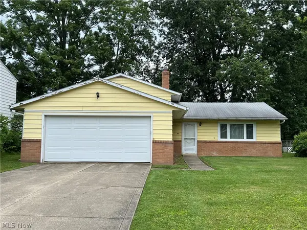 5611 Marine Parkway, Mentor on the Lake, OH 44060