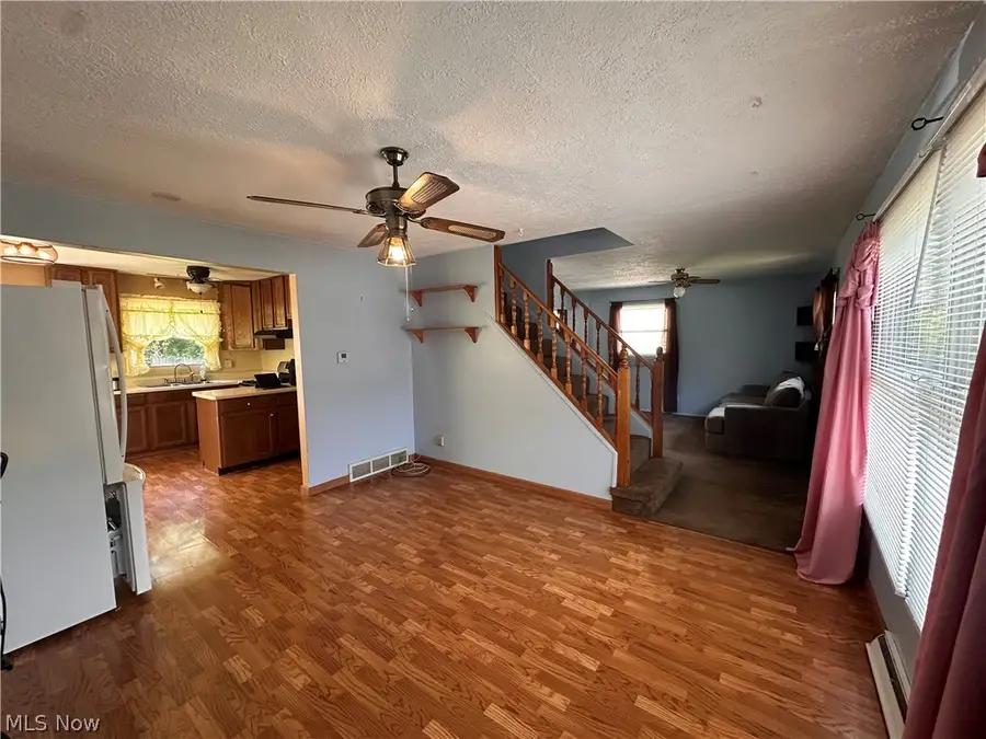 146 Berkley Street, Akron, OH 44305 - #3