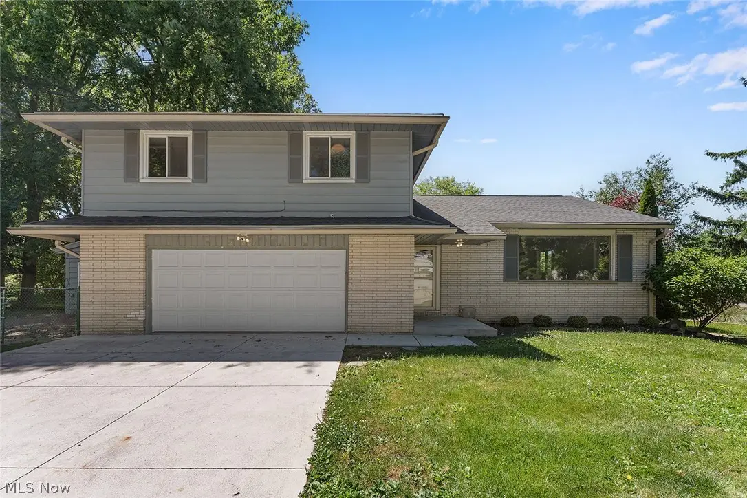 2120 Cedarview Drive, Beachwood, OH 44122 - #1