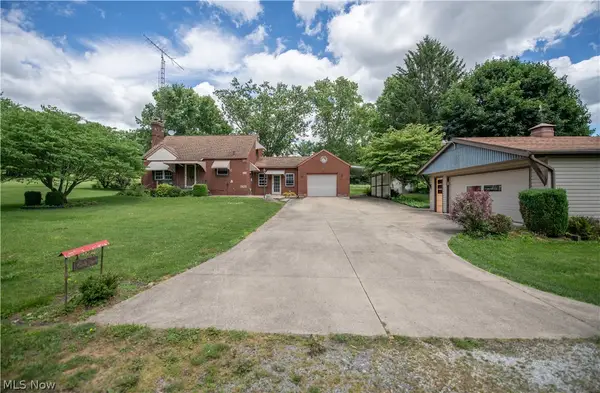 3063 Diamond Ne Street, Canton, OH 44721