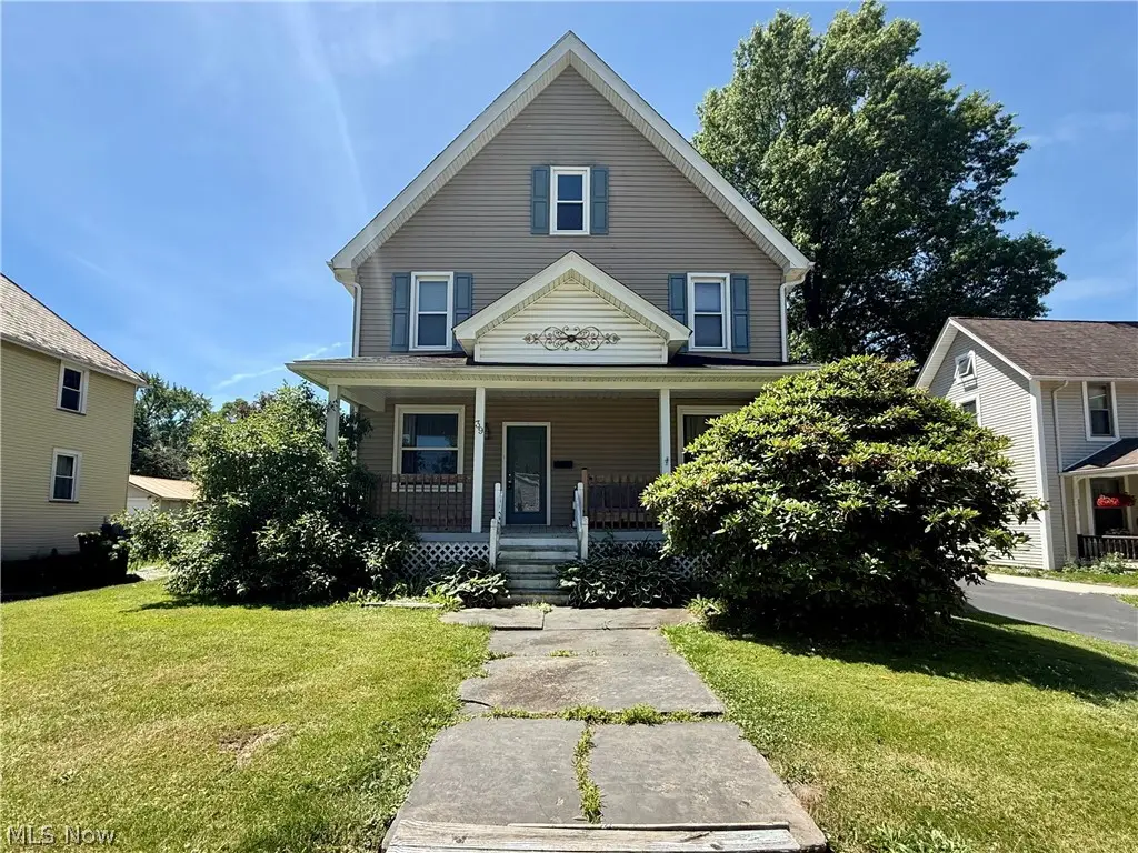 39 Duquesne Street, Columbiana, OH 44408 - #1