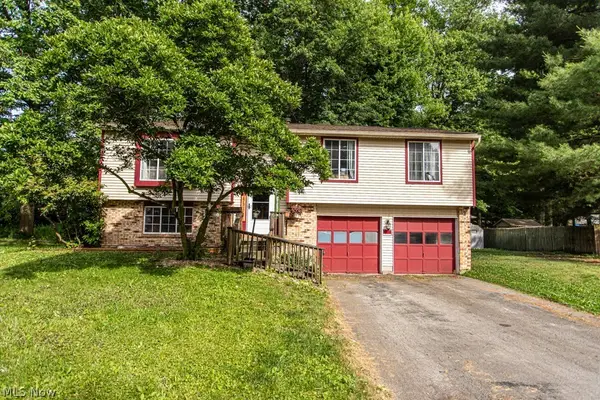 7764 Micawber Ne Road, Warren, OH 44484