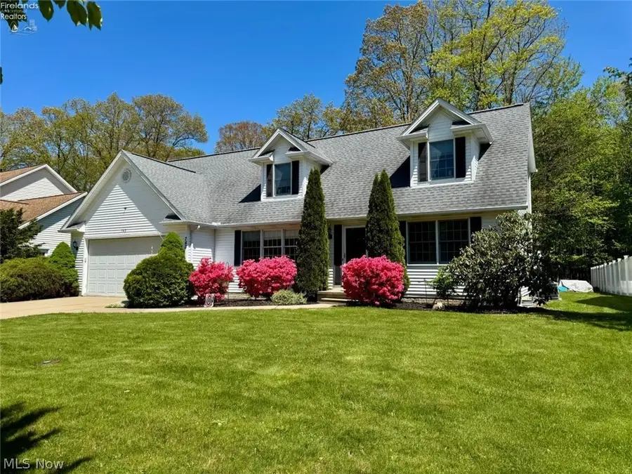 743 Dogwood Lane, Vermilion, OH 44089 - #2