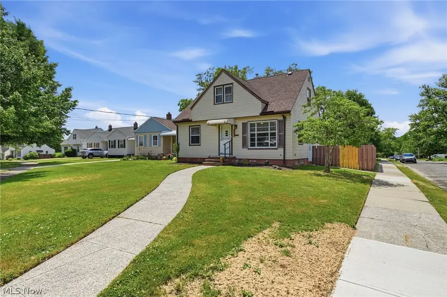 5010 Claremont Boulevard, Garfield Heights, OH 44125 - #2