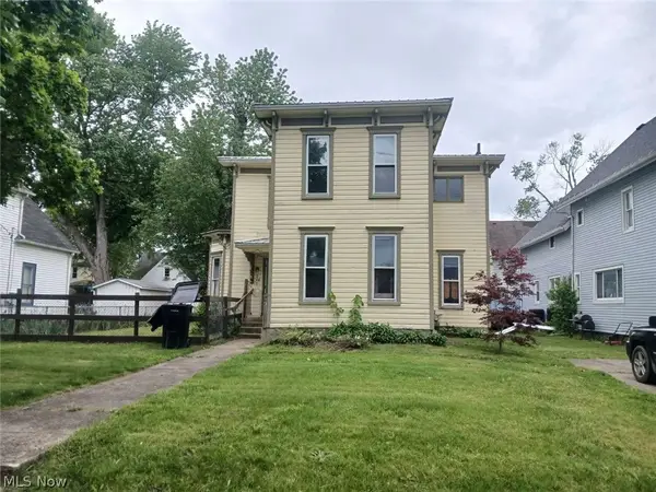 247 Whitney Street, Conneaut, OH 44030