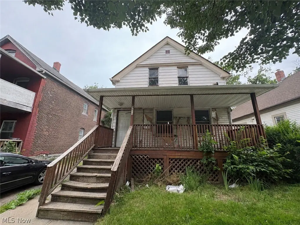 9611 Prince Avenue, Cleveland, OH 44105 - #1