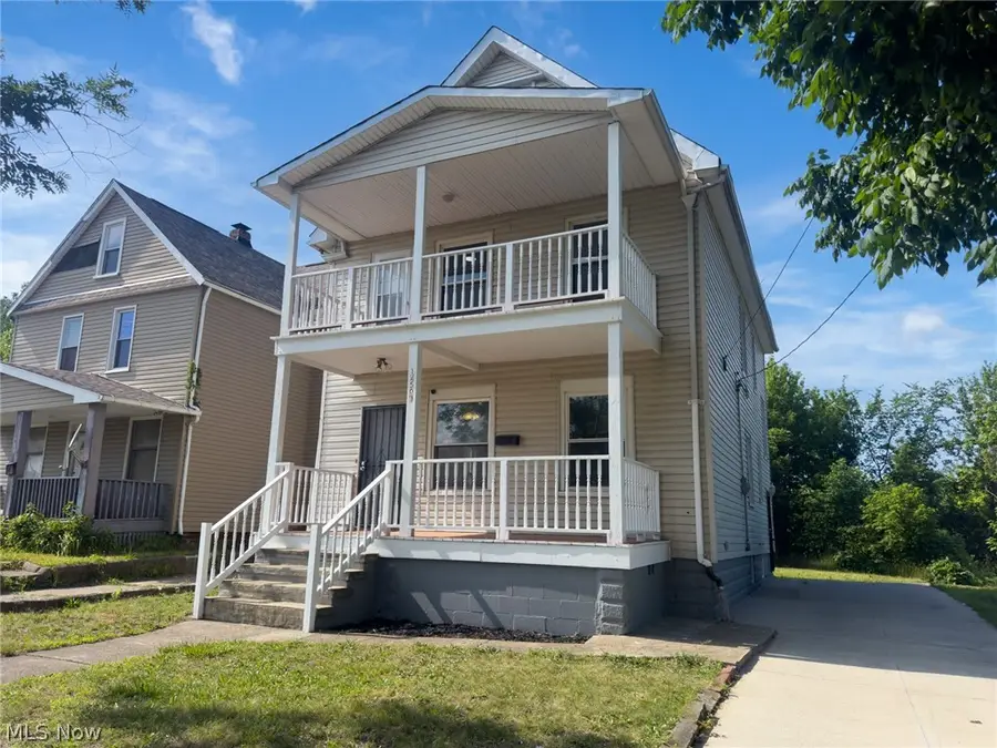 14509 Darley Avenue, Cleveland, OH 44110 - #2