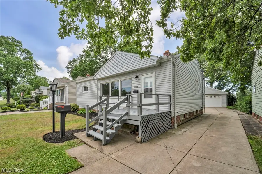 1720 Empire Road, Wickliffe, OH 44092 - #2