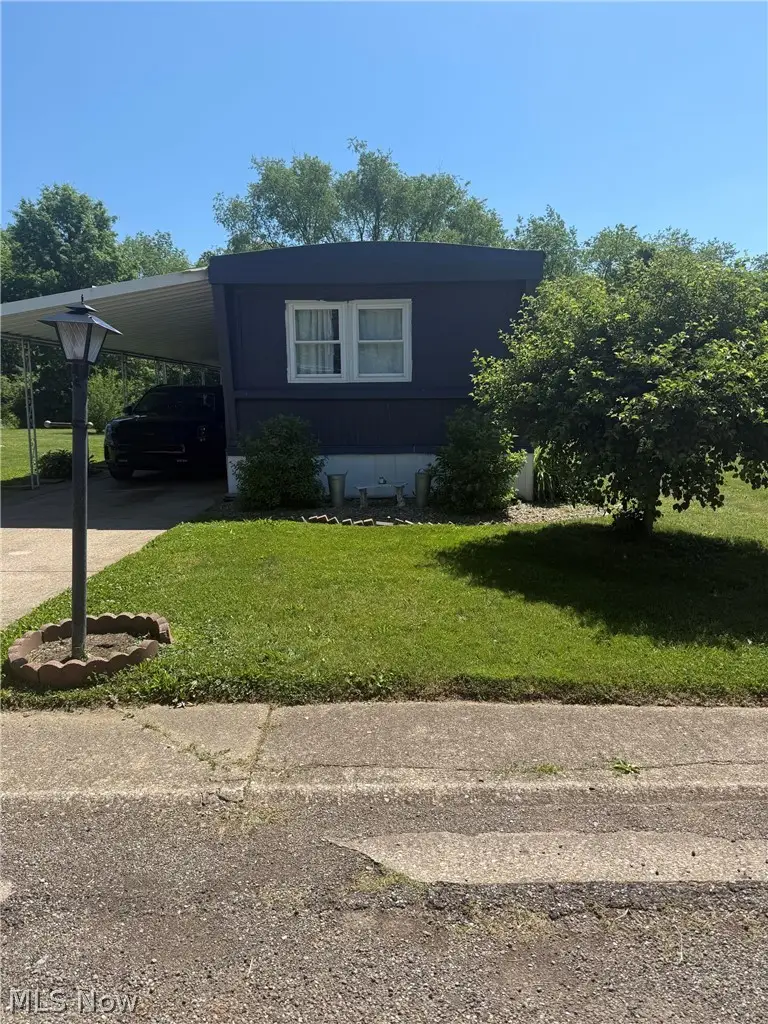 54 Thomas Nw Boulevard, Massillon, OH 44647 - #1