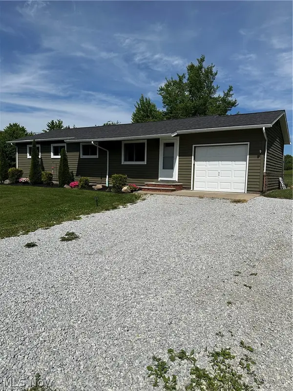 7825 Lester Drive, Leroy, OH 44077