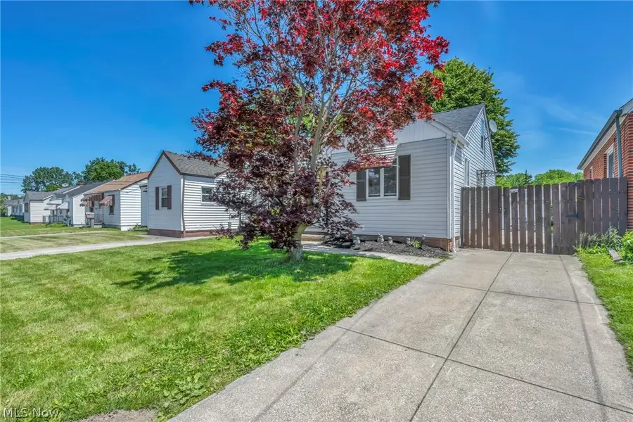 3757 W 116th Street, Cleveland, OH 44111 - #3