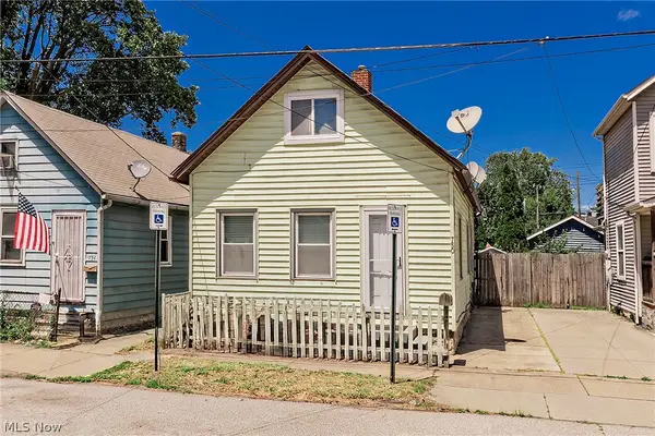 750 Brayton Avenue, Cleveland, OH 44113