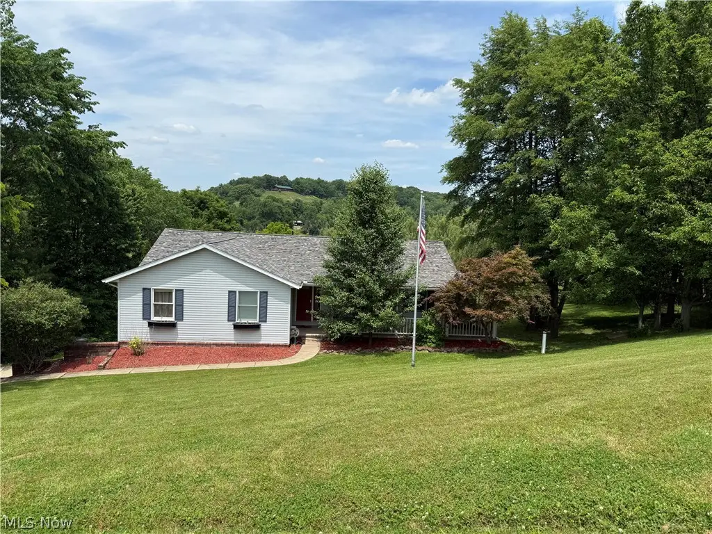 2187 Golfview Ne Drive, New Philadelphia, OH 44663 - #1