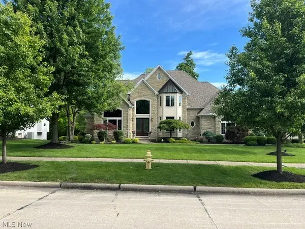 5360 Riverview Drive, North Royalton, OH 44133