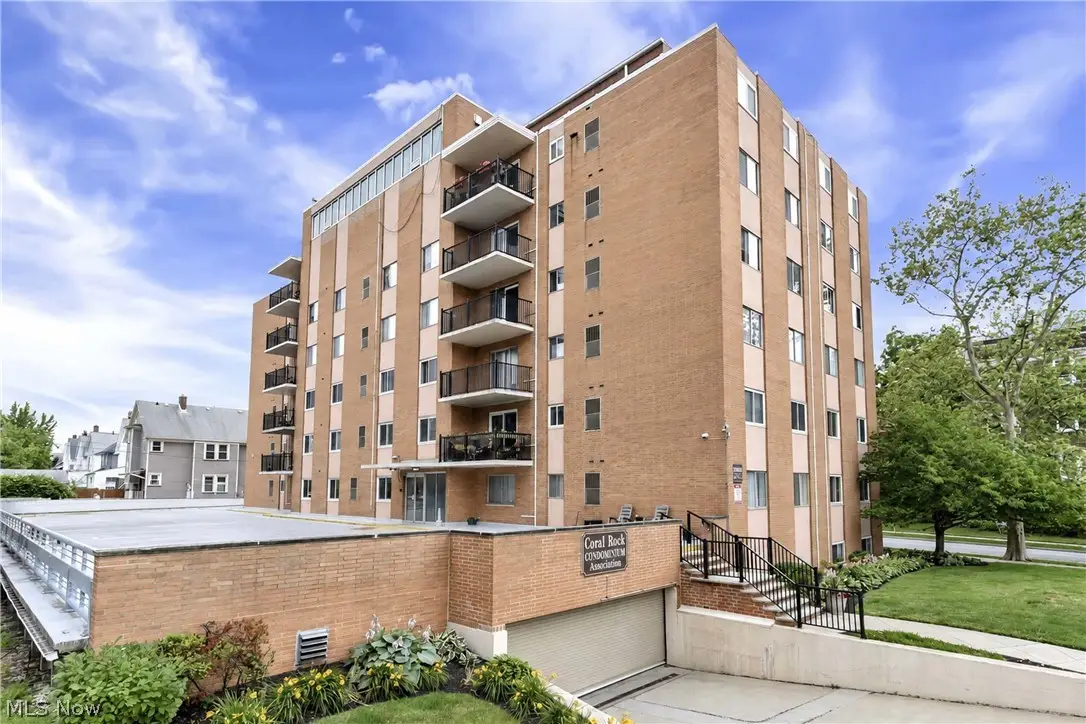 12029 Clifton Boulevard #204, Lakewood, OH 44107 - #1