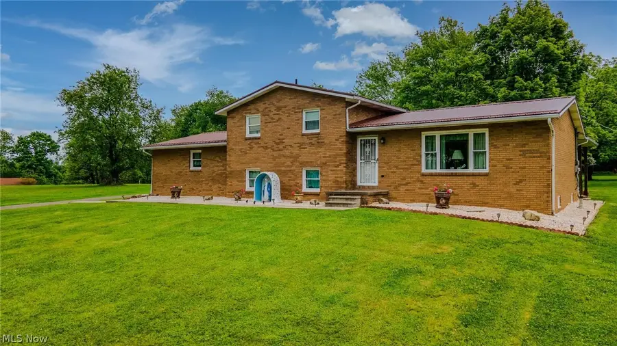 1322 St. Johns Road, Colliers, WV 26035 - #2