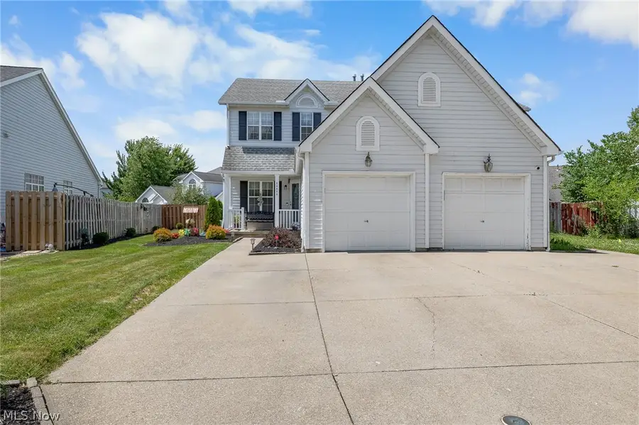 23420 Wainwright Terrace, Olmsted Falls, OH 44138 - #2