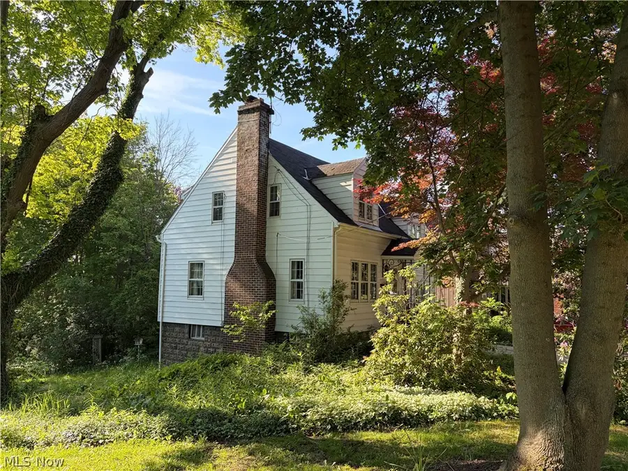 10772 Main Street, Mantua, OH 44255 - #3