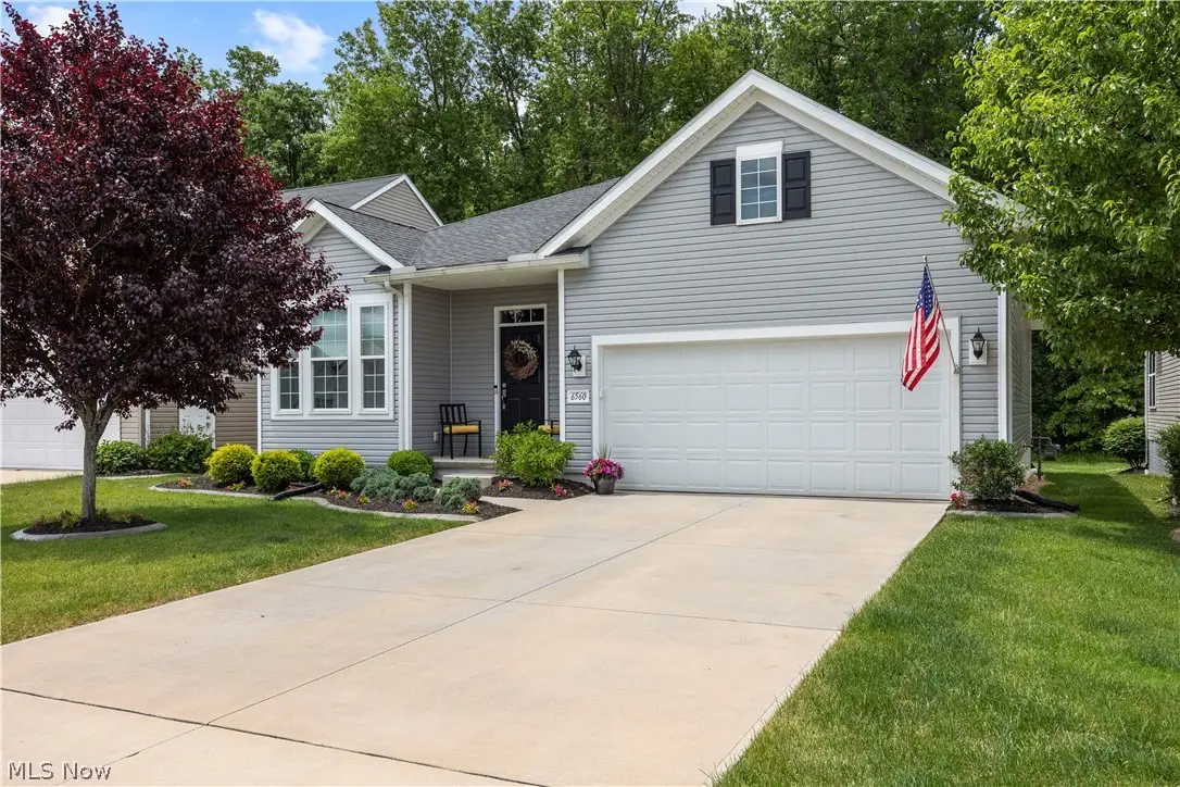 6560 Amber Way, North Ridgeville, OH 44039 - #1