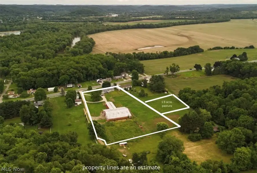 2722 State Route 416 S.e., New Philadelphia, OH 44663 - #3