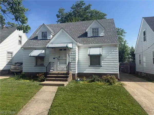 12000 Wayland Avenue, Cleveland, OH 44111