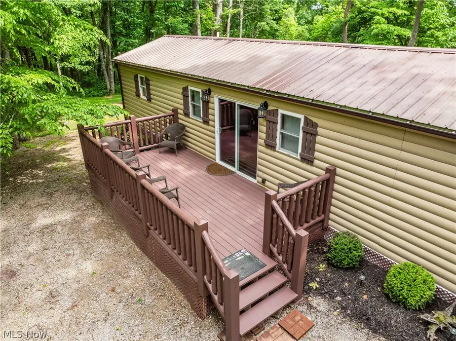 5674 Pleasant Valley Rd, Nashport, OH 43830 - #3