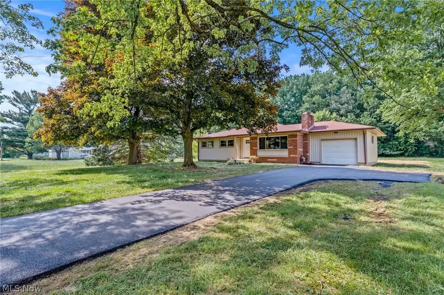 1709 Berna Road, Green, OH 44312 - #2