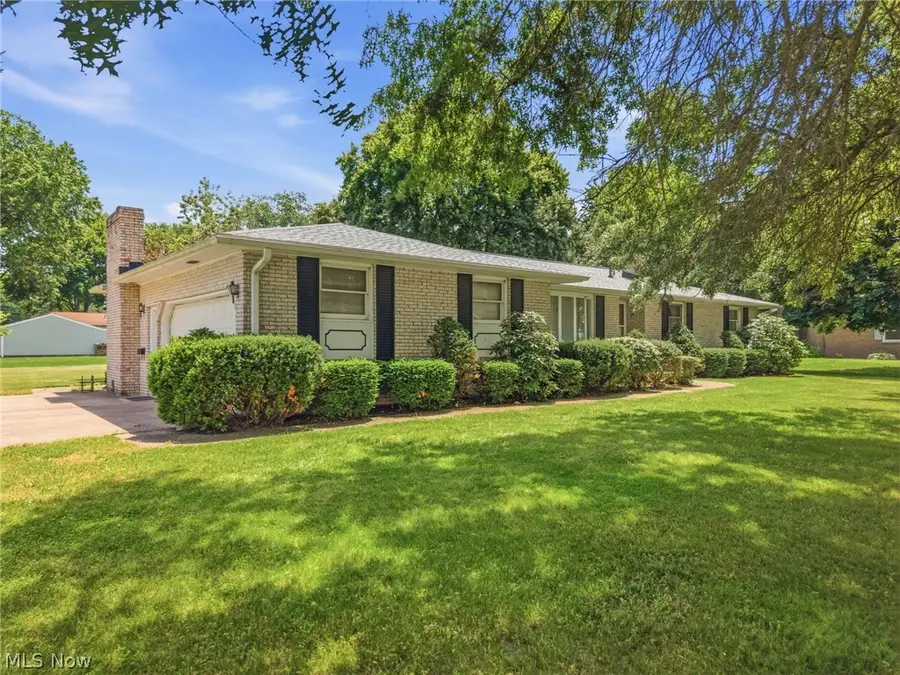 4800 Suzette Nw Avenue, Massillon, OH 44647 - #2