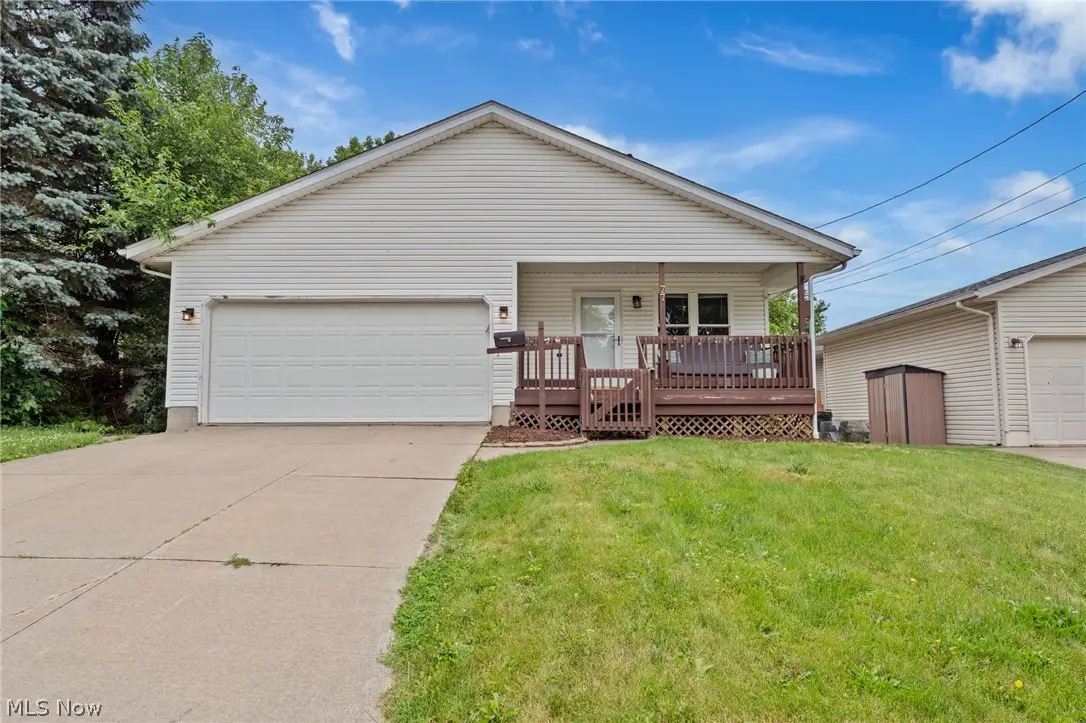 77 29th Nw Street, Barberton, OH 44203 - #1