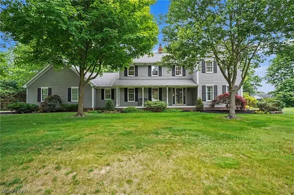 115 Queens Lane, Canfield, OH 44406