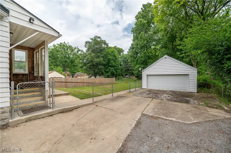 324 Melrose Avenue, Boardman, OH 44512 - #3