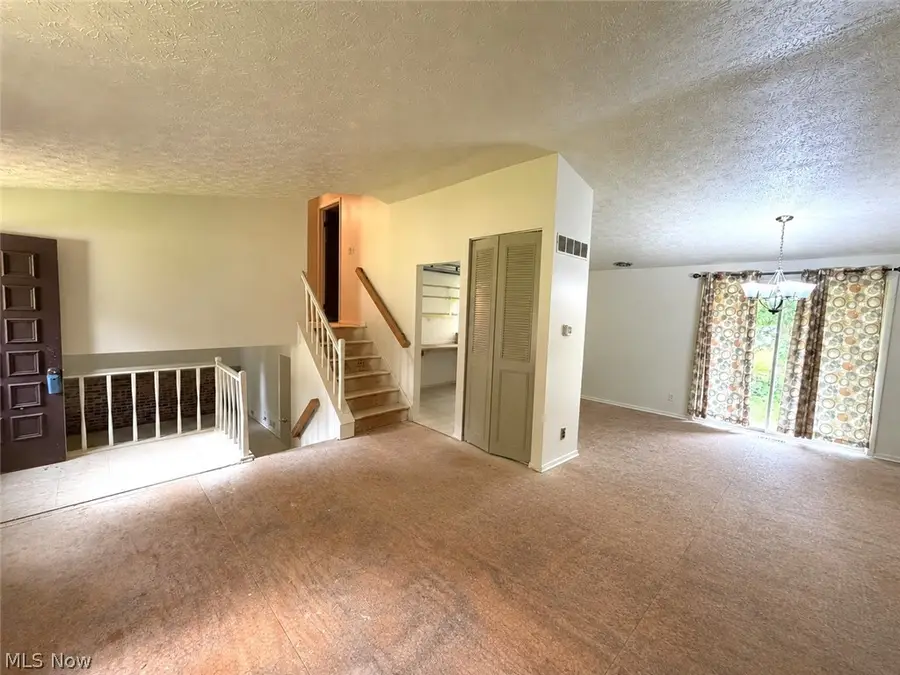 117 Dennis Drive, Cortland, OH 44410 - #3