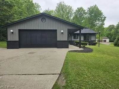 4292 Boston Road, Brunswick Hills, OH 44212 - #1