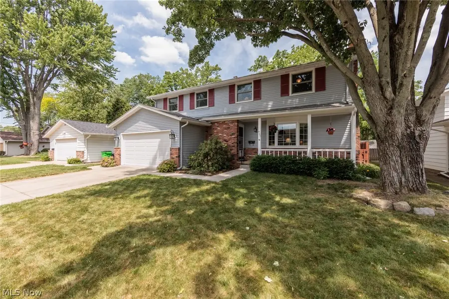 457 Edgewood Circle, Berea, OH 44017 - #2