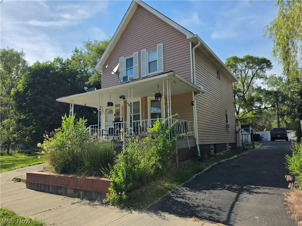 8817 Blaine Avenue, Cleveland, OH 44106 - #1