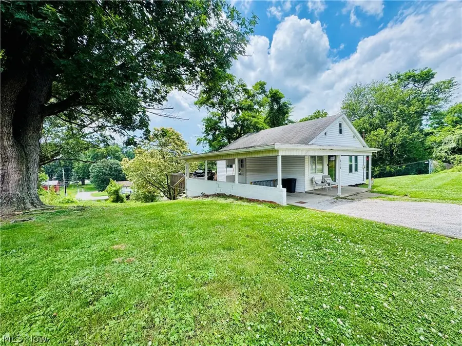 816 21st Street, Vienna, WV 26105 - #2