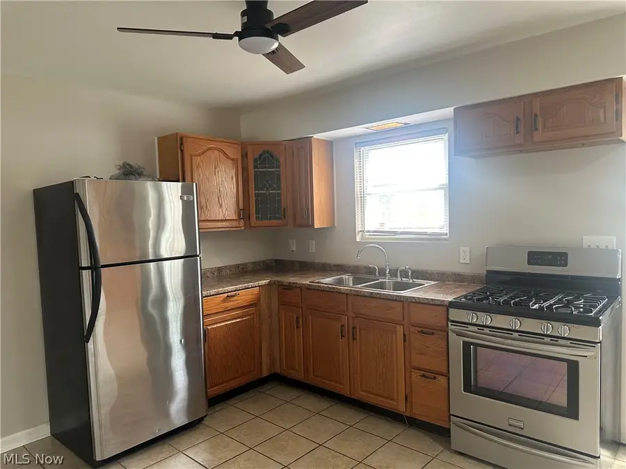 5981 Glenway Drive, Brook Park, OH 44142 - #3
