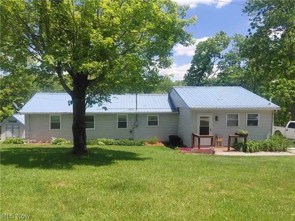 6136 Vo Ash Sw Drive, Carrollton, OH 44615
