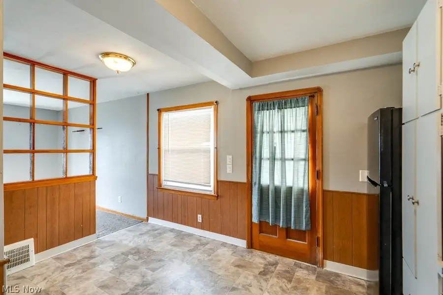 29800 Robert Street, Wickliffe, OH 44092 - #2