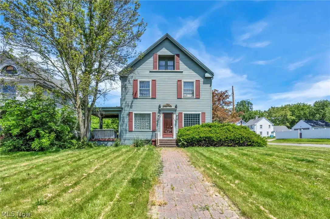 732 Robbins Avenue, Niles, OH 44446 - #1