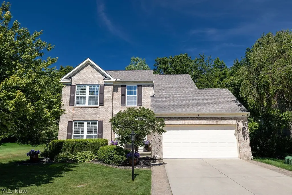 679 Jockeys Circle, Avon Lake, OH 44012 - #1