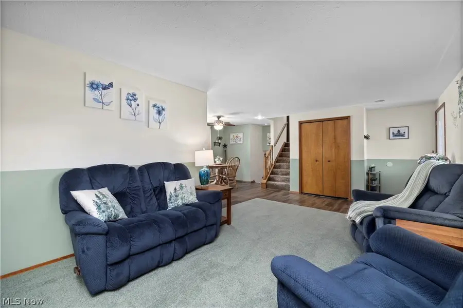 923 Hillside Drive, Amherst, OH 44001 - #3