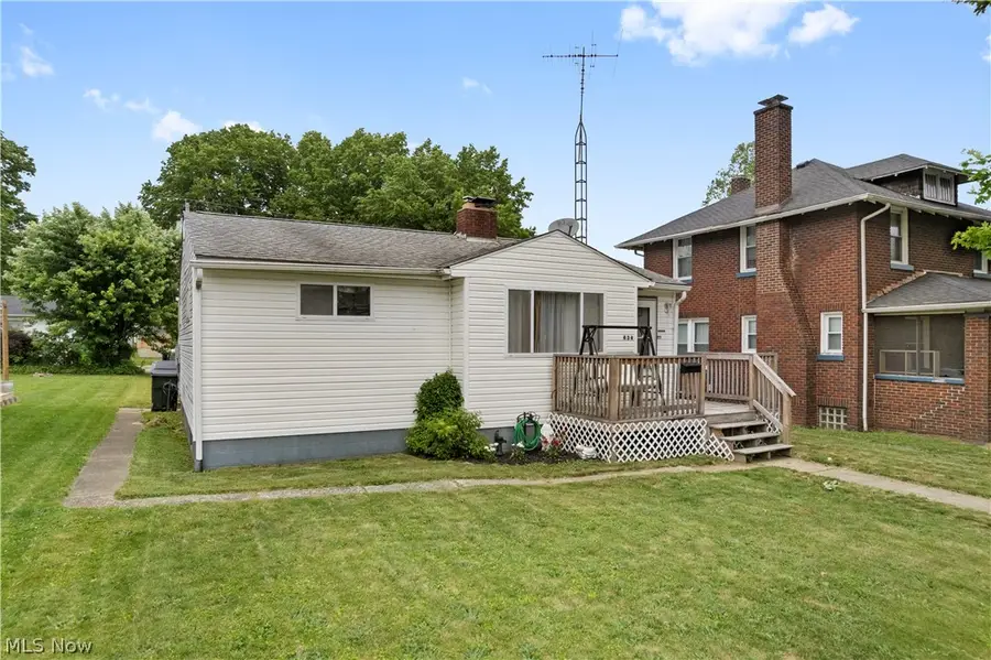 434 E College Street, Alliance, OH 44601 - #2