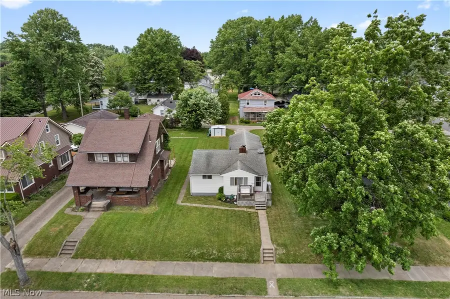 434 E College Street, Alliance, OH 44601 - #3