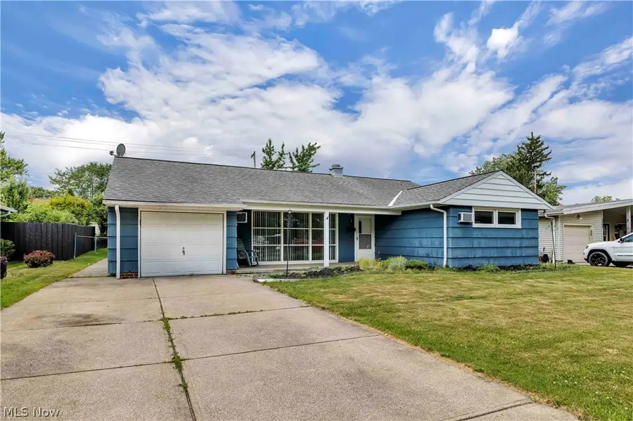 6674 Newbury Lane, Cleveland, OH 44130 - #2