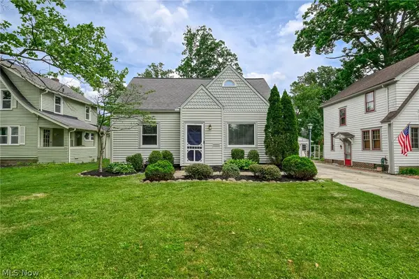 2225 16th Street, Cuyahoga Falls, OH 44223